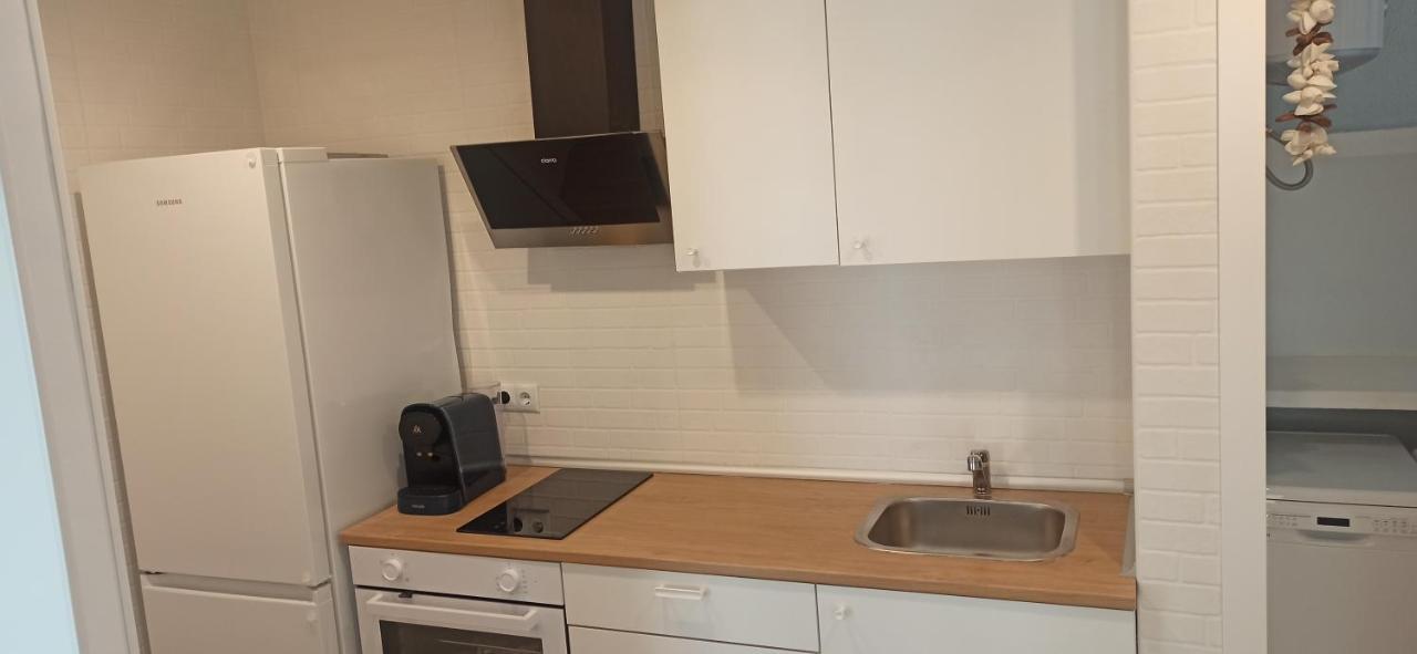 Apartamento Junto Al Mar บินารอส ภายนอก รูปภาพ